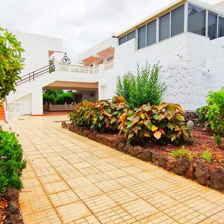 Apartament Two Bedroom In Chaparral, Costa Del Silencio, Tenerife South