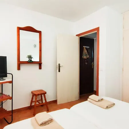 Two Bedroom In Chaparral, Costa Del Silencio, Tenerife South Apartament *